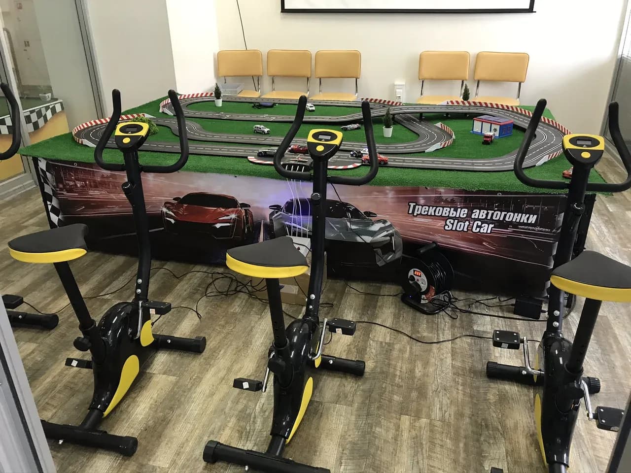 Оборудование для интерактива - гонки на велотренажерах