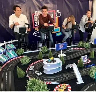 Турнир между командами на велотренажерах