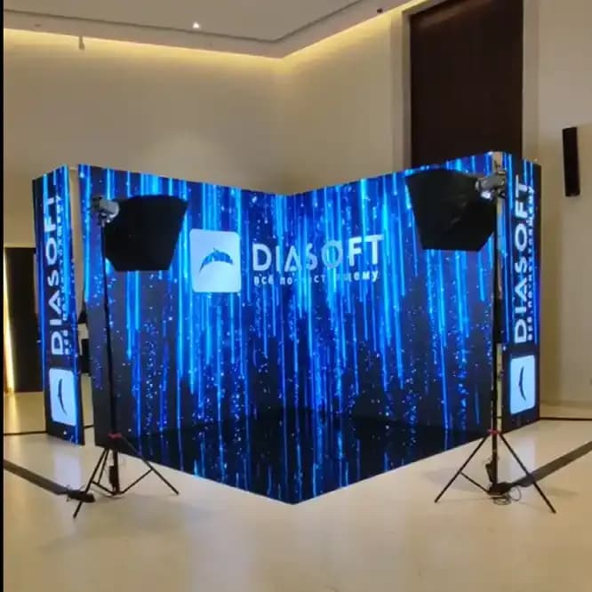 3D фотозона на мероприятии с логотипом