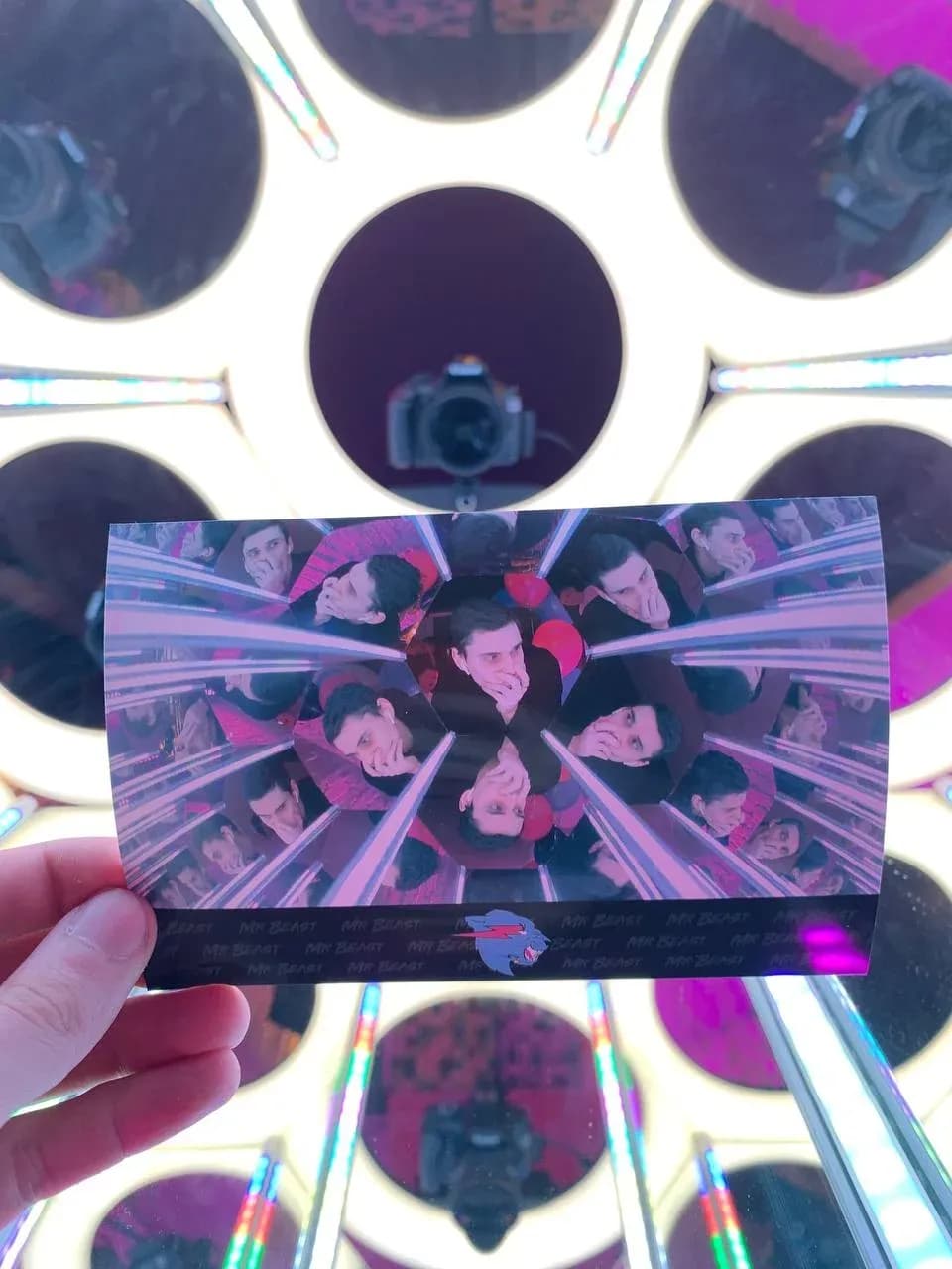 Пример снимка сделанного с помощью интерактива калейдоскоп